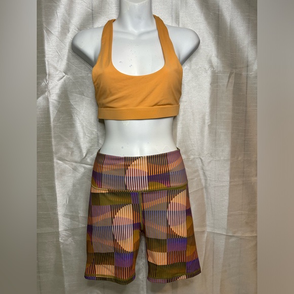 3 piece Fabletics bundle - Picture 6 of 14